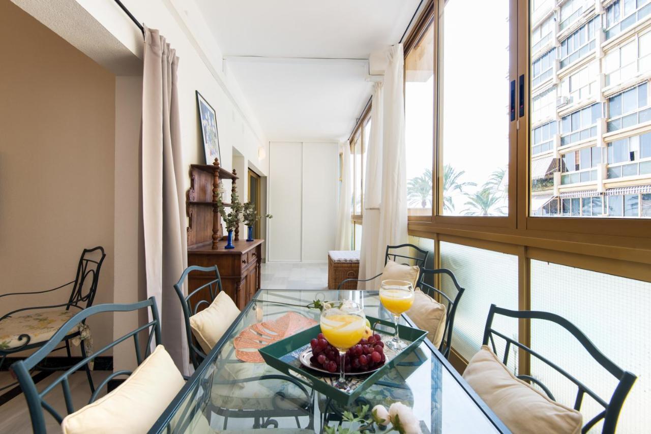 RentAndHomes Beachfront Marbella Center Exteriör bild