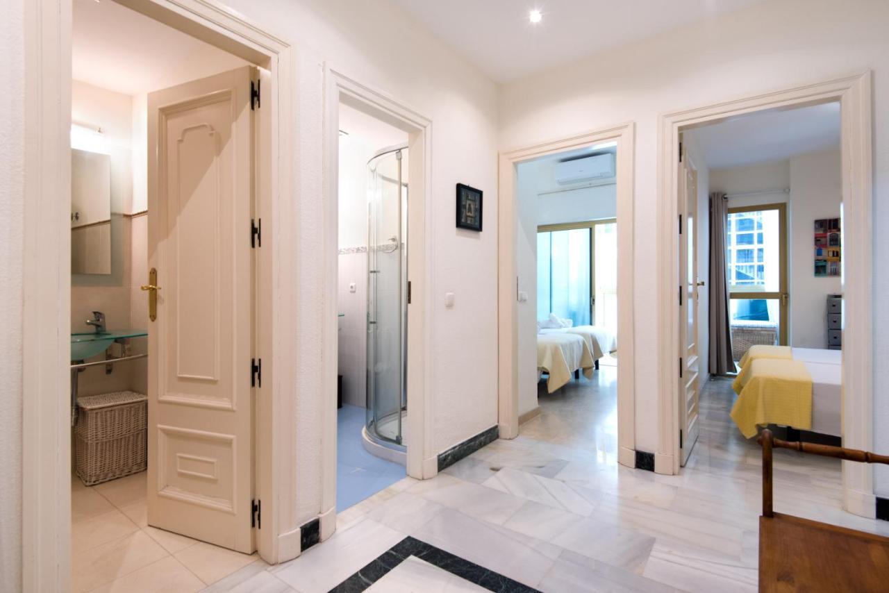 RentAndHomes Beachfront Marbella Center Exteriör bild